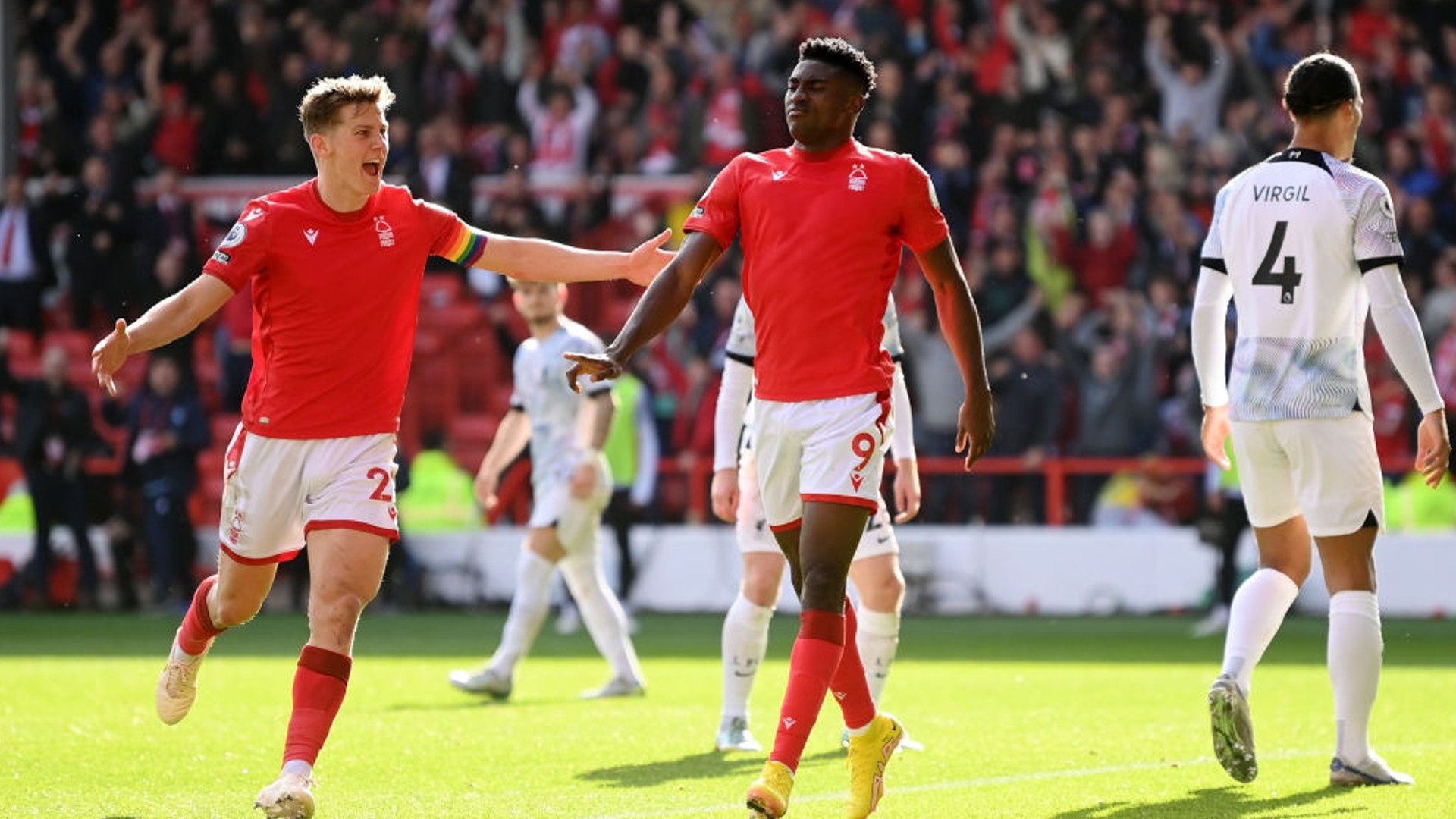 表现出色的 表现出色的